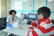 男子肛瘘20年医博20分钟治